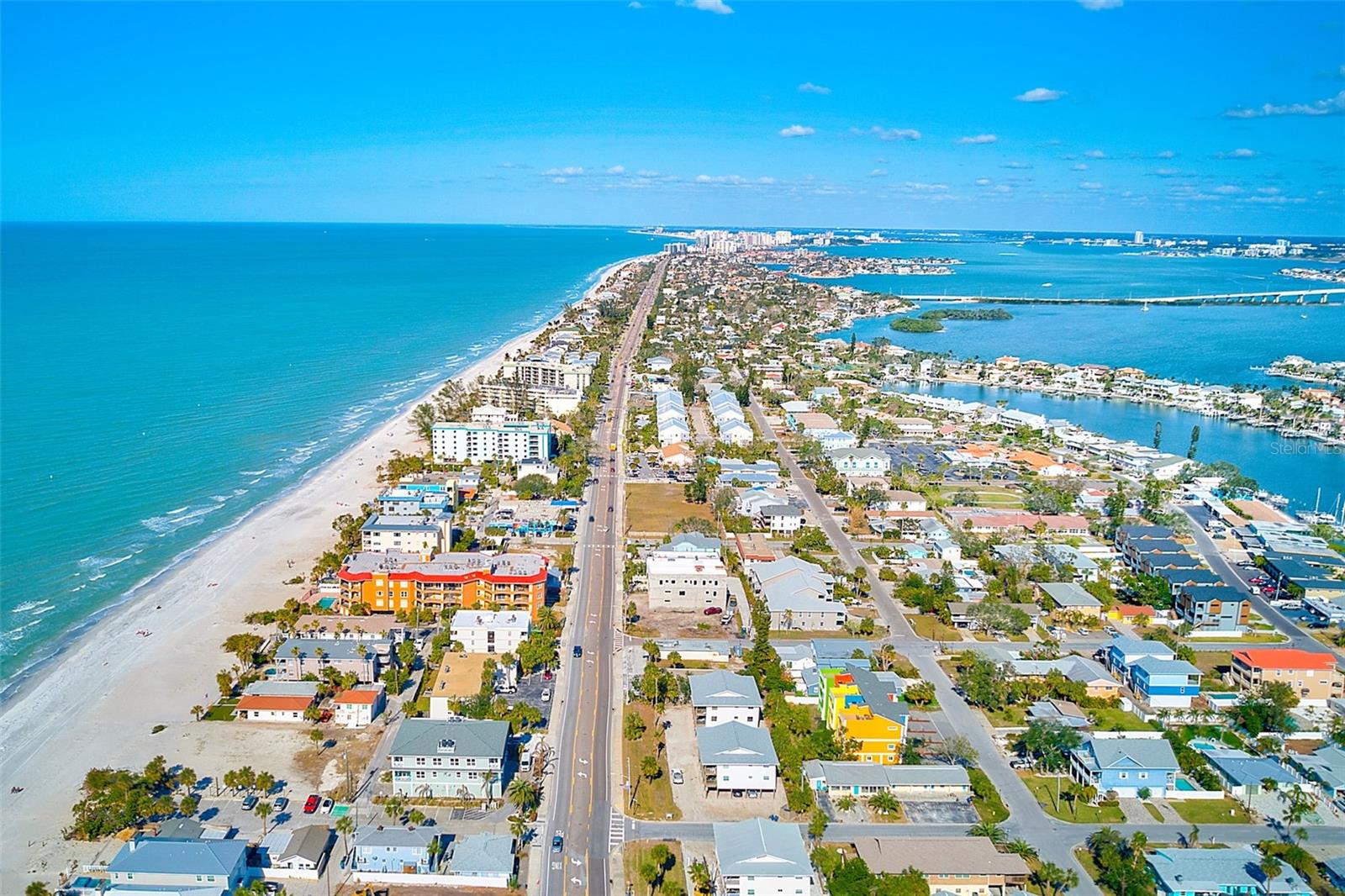 Listing photo id 29 for 1560 Gulf Boulevard 503