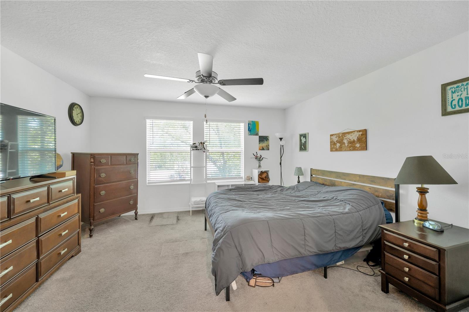 Image 18 of 45 For 842 Tennyson Mill Circle
