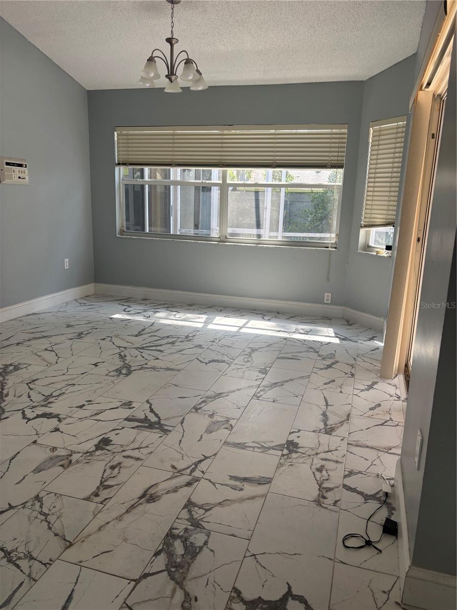 Listing photo id 1 for 9044 Calle Alta