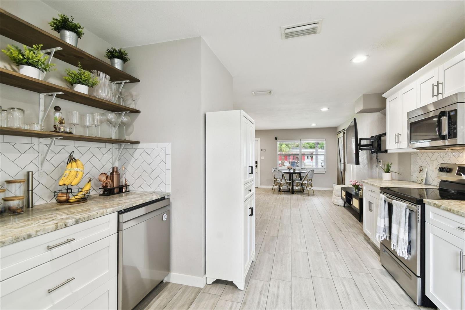 Image 10 of 32 For 1011 Paddock Avenue