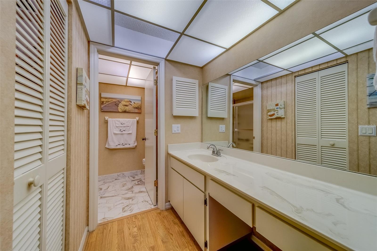 Image 15 of 30 For 2725 Countryside Boulevard 102