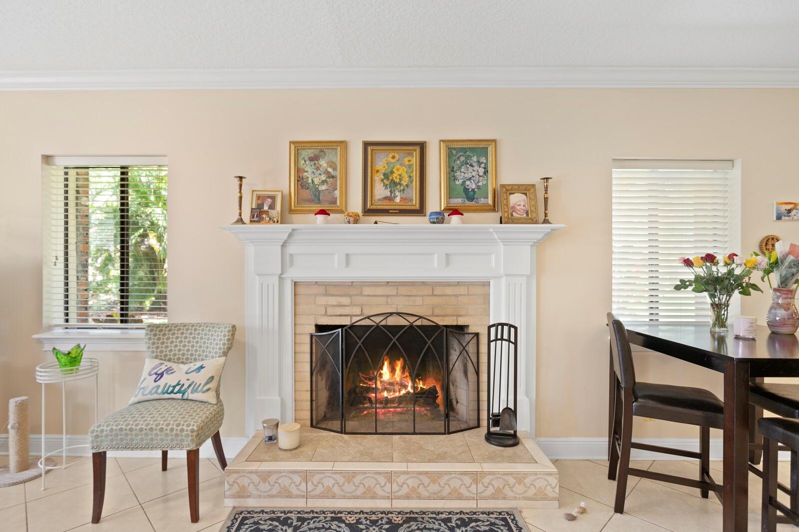 Listing photo id 11 for 3005 Sligh Avenue