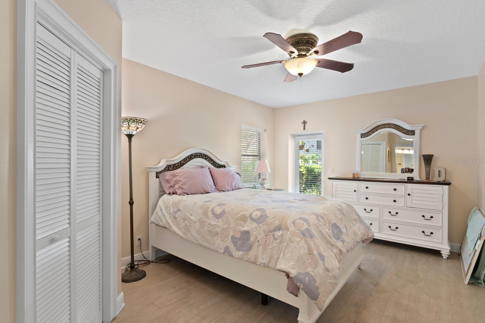 Listing photo id 20 for 3005 Sligh Avenue
