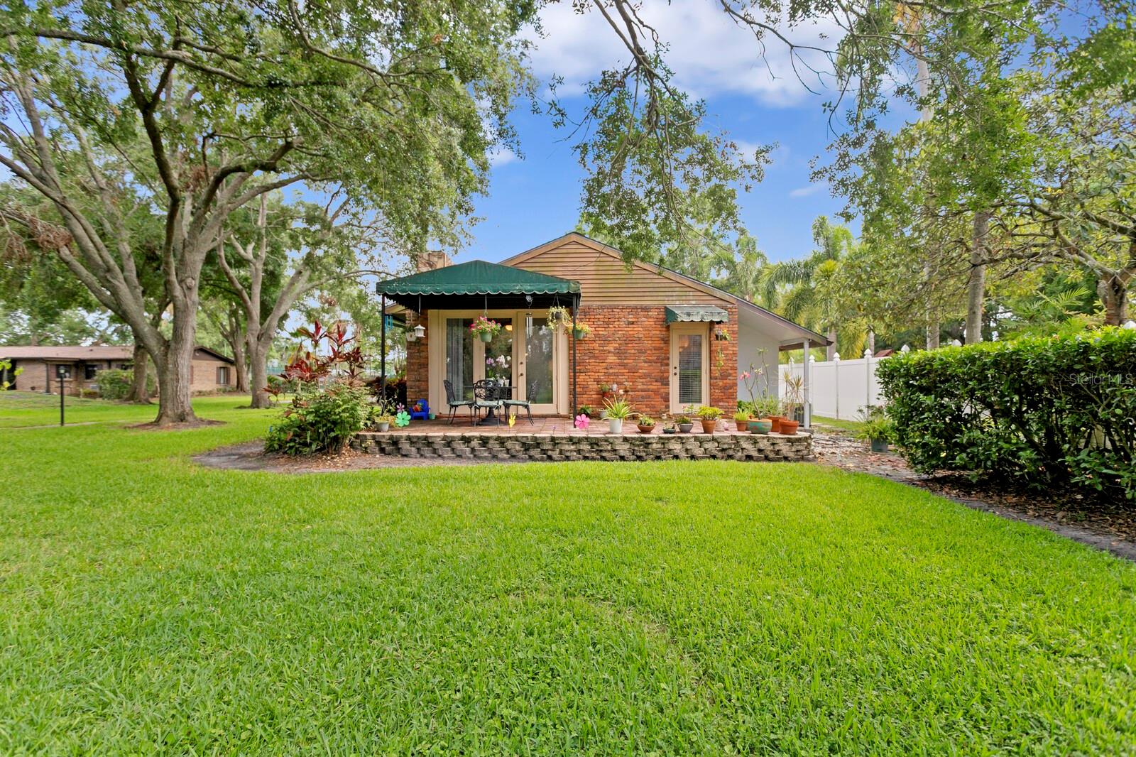 Listing photo id 30 for 3005 Sligh Avenue