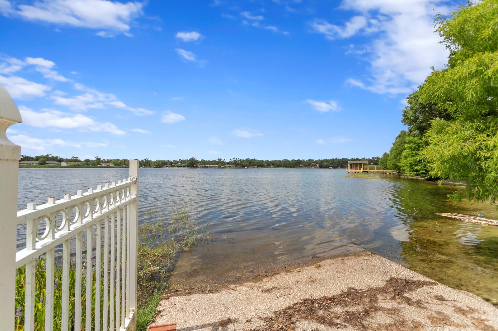 Listing photo id 53 for 3005 Sligh Avenue