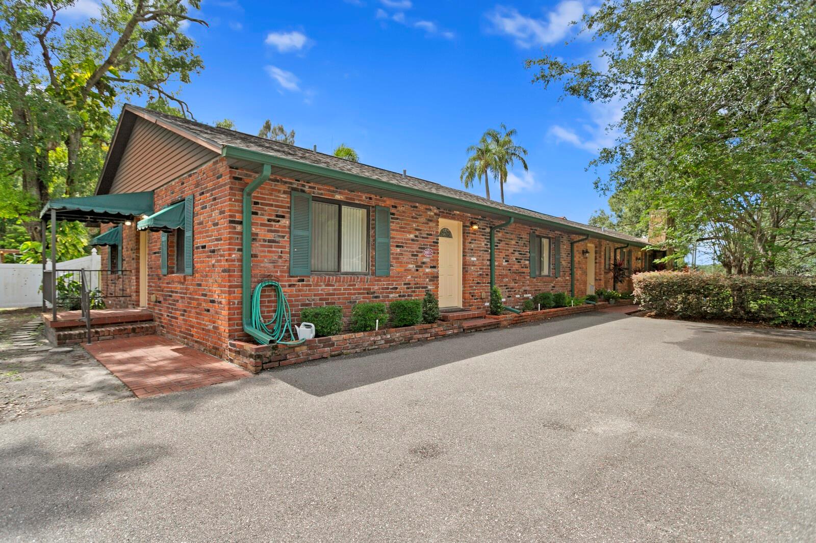 Listing photo id 4 for 3005 Sligh Avenue