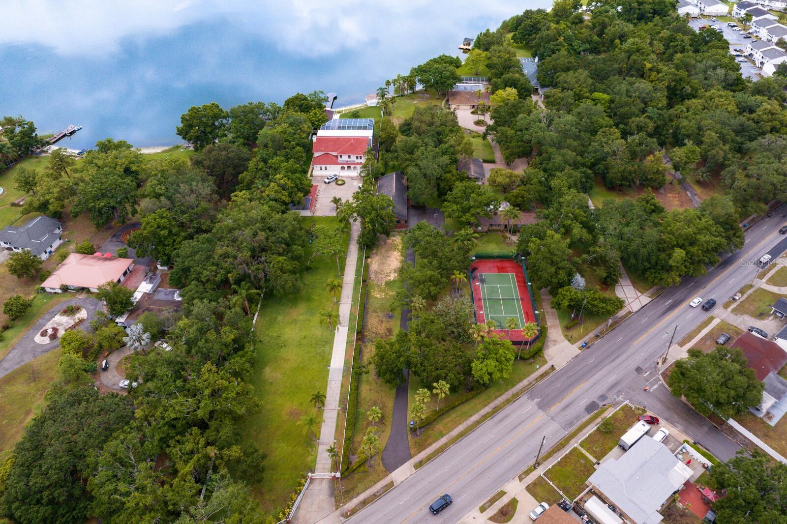 Listing photo id 62 for 3005 Sligh Avenue