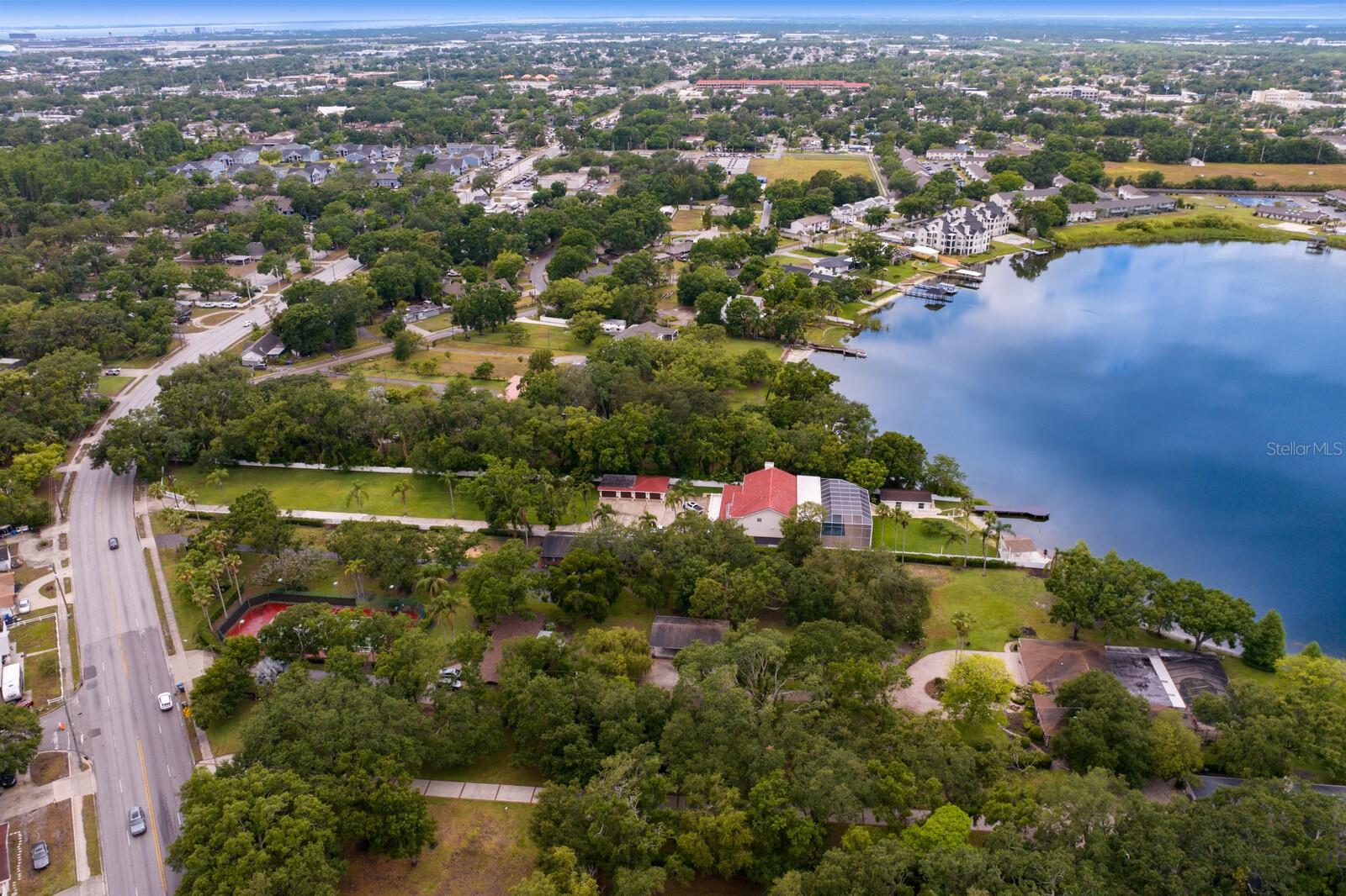 Listing photo id 66 for 3005 Sligh Avenue