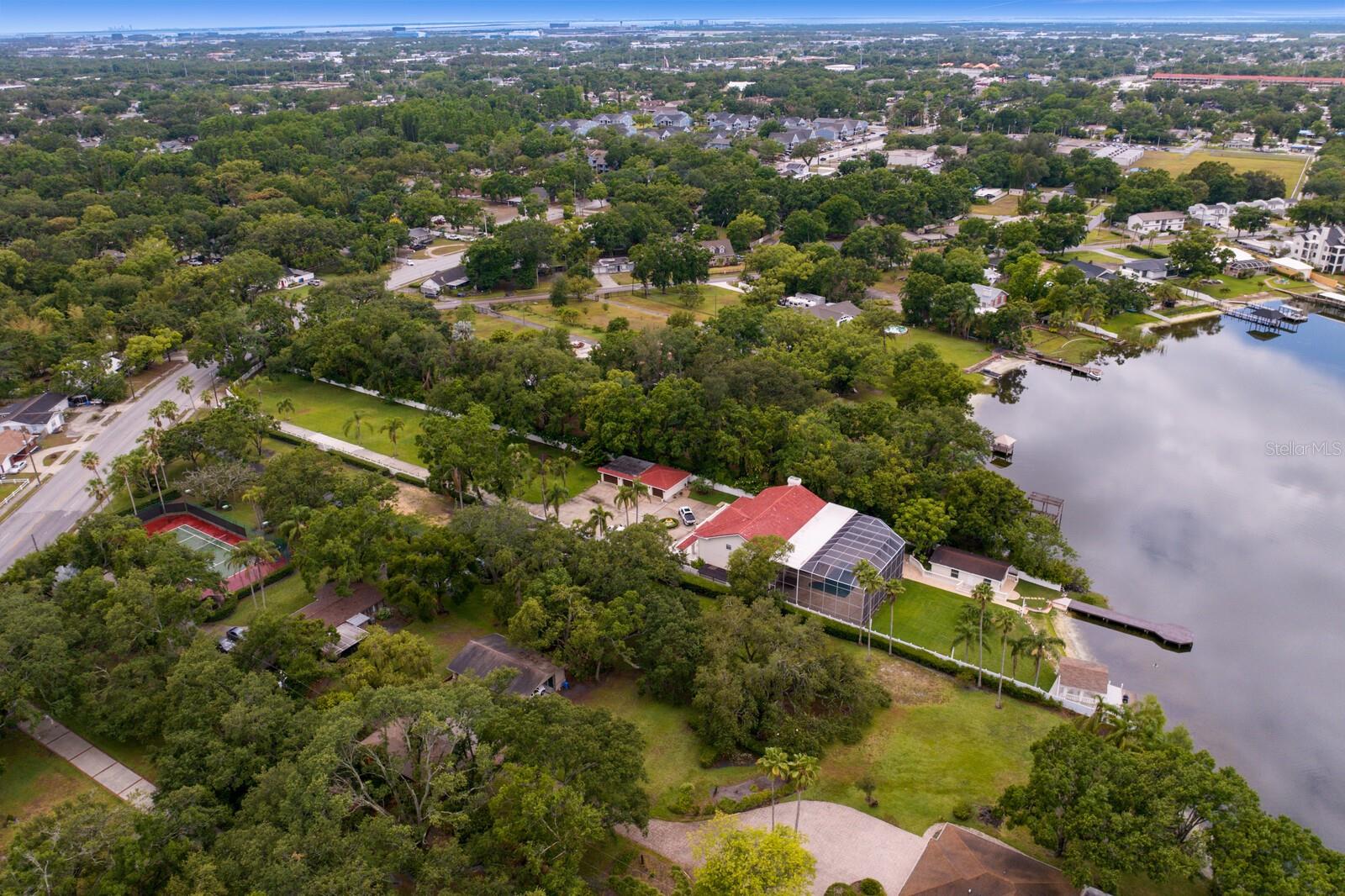 Listing photo id 67 for 3005 Sligh Avenue