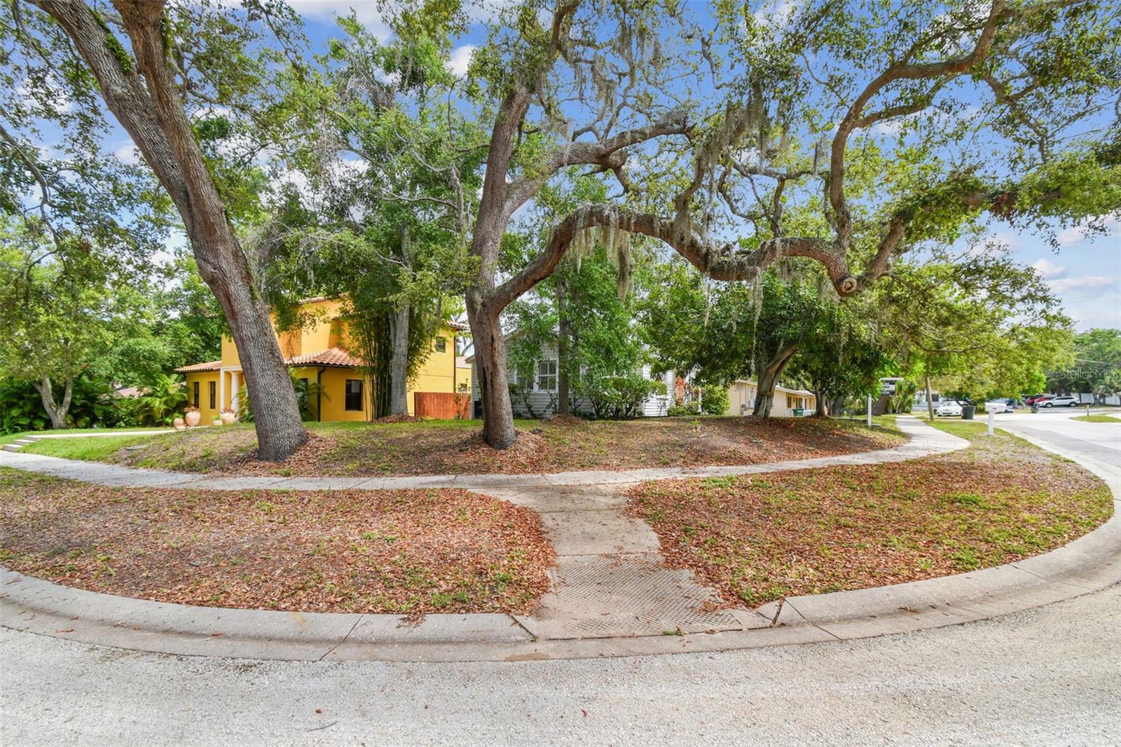 Image 11 of 51 For 670 Wooddell Dr