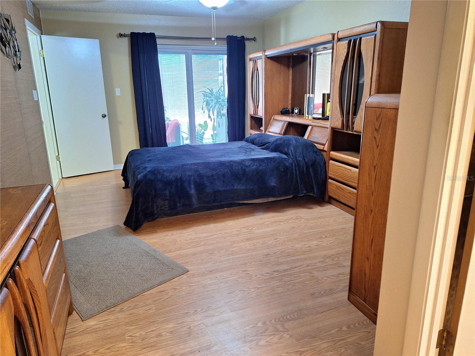 Image 8 of 18 For 1291 Stony Brook Lane