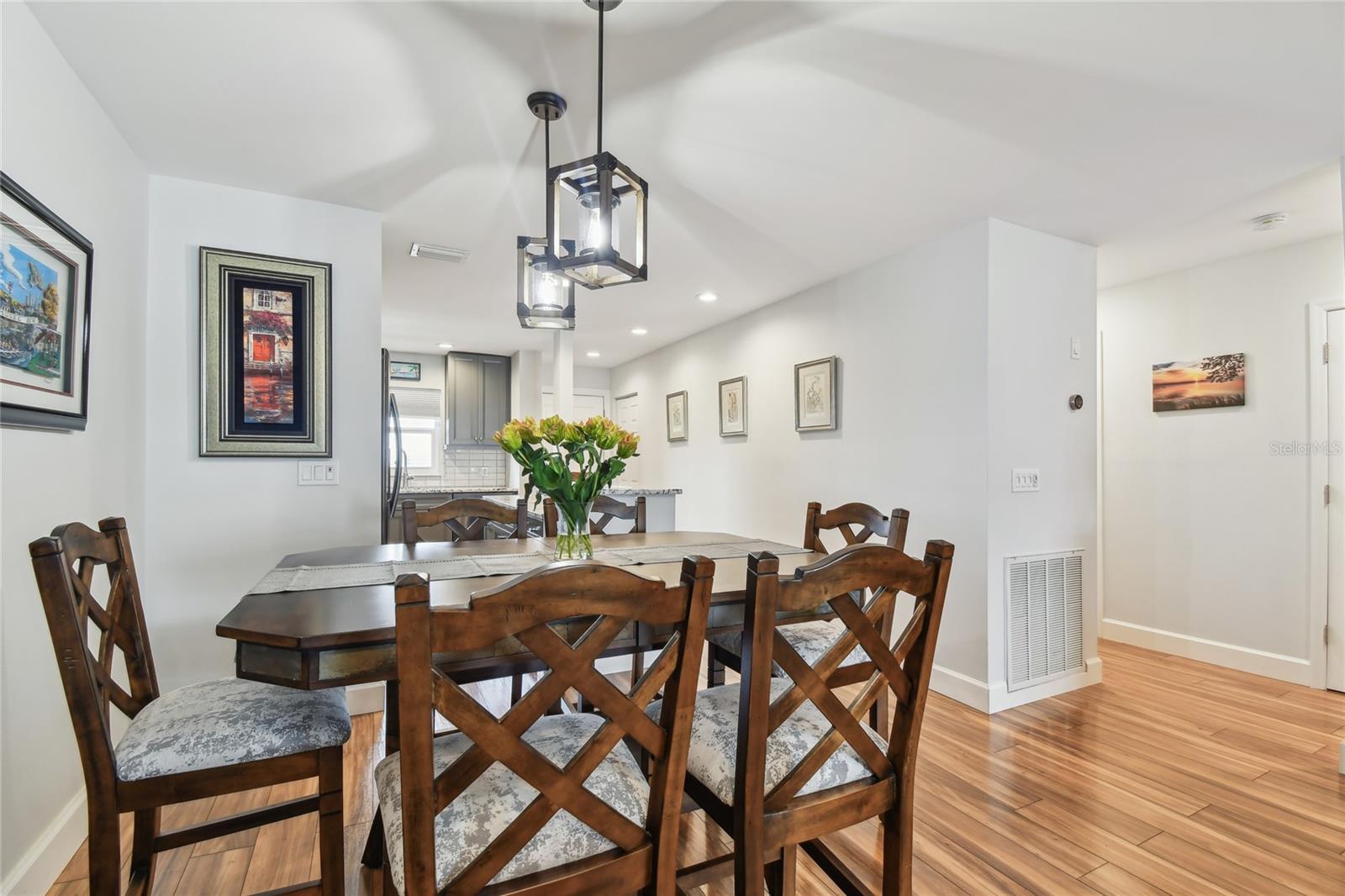 Image 11 of 51 For 2960 59th Street S 614