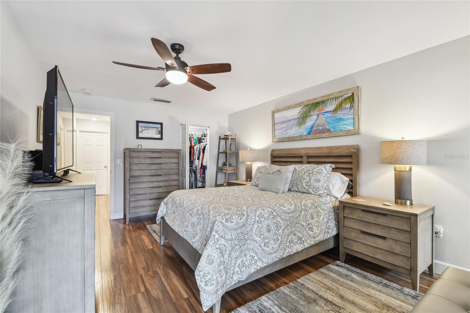 Image 21 of 51 For 2960 59th Street S 614