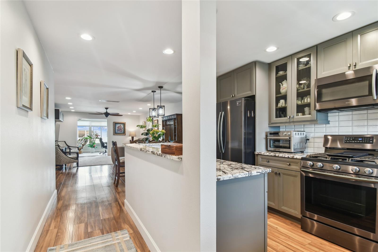 Image 3 of 51 For 2960 59th Street S 614