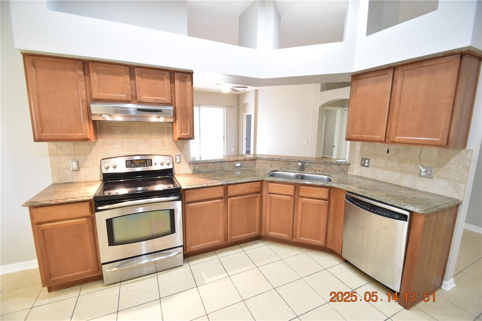 Image 12 of 44 For 4033 Huntingdale Court
