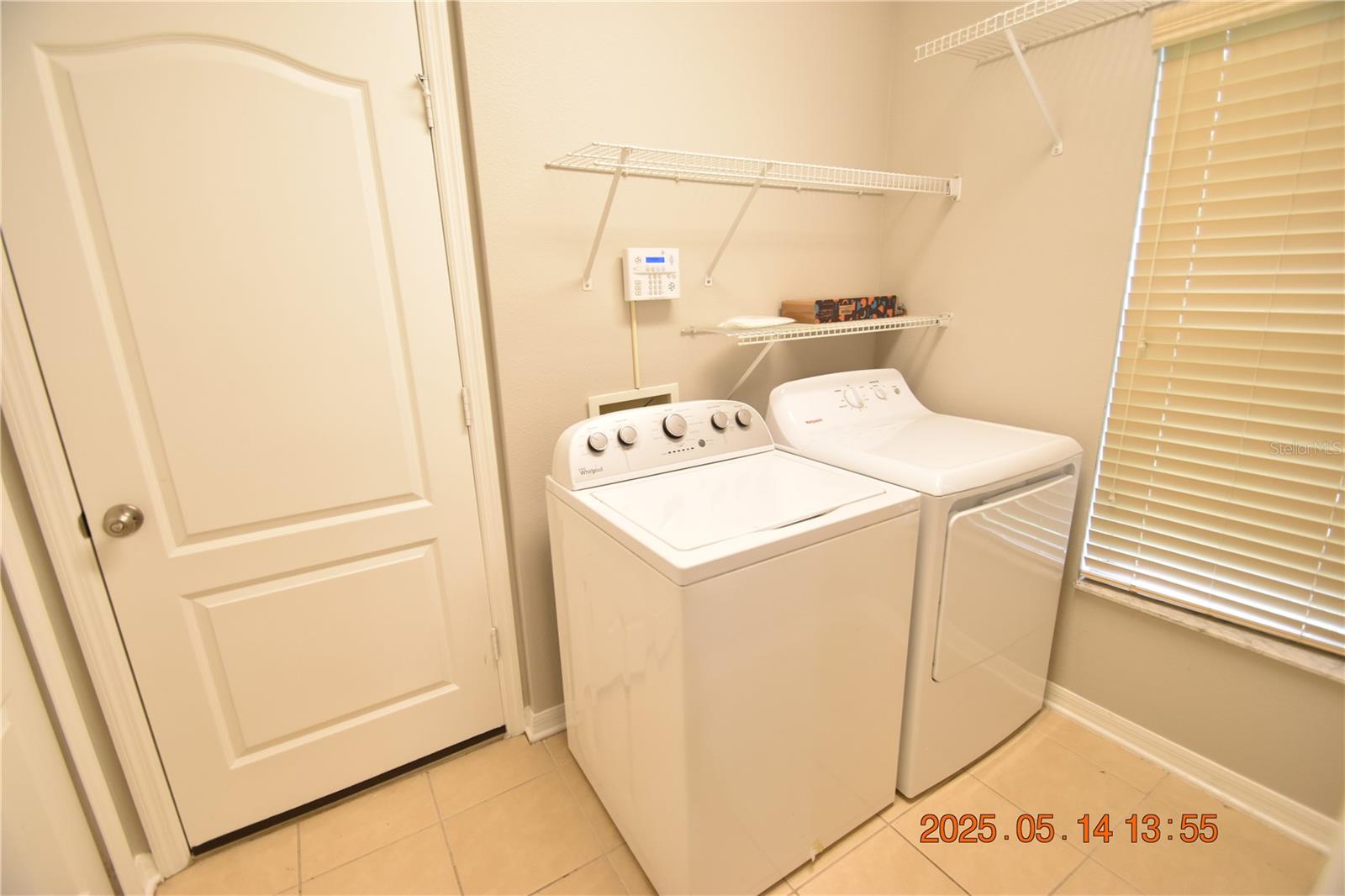 Image 14 of 44 For 4033 Huntingdale Court
