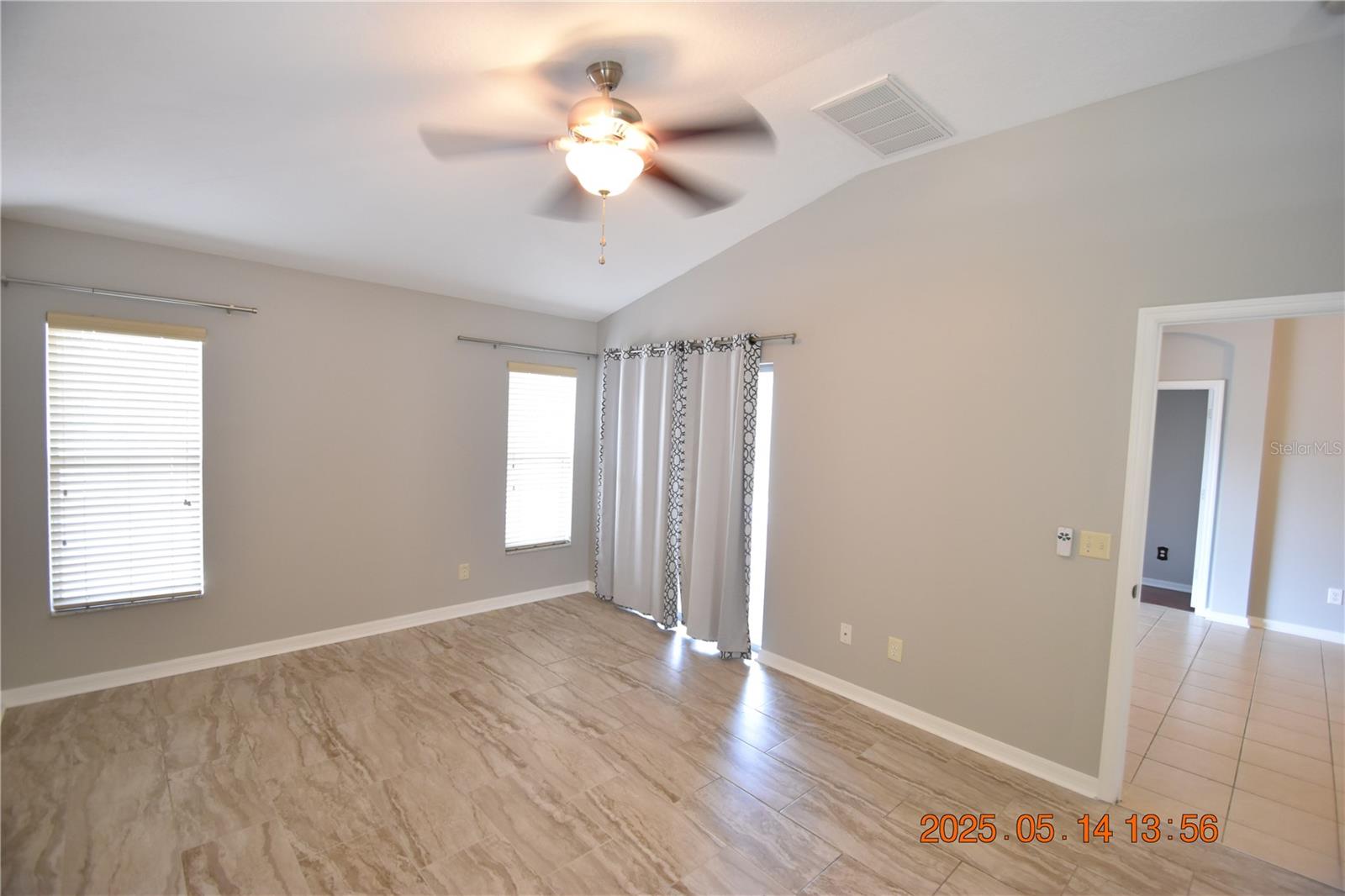 Image 16 of 44 For 4033 Huntingdale Court