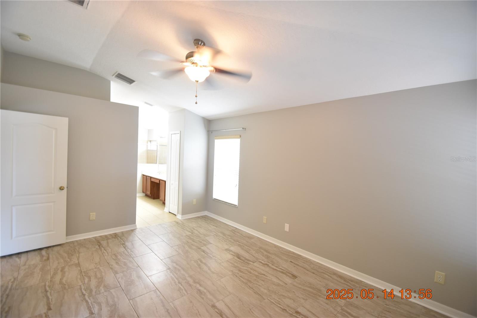 Image 18 of 44 For 4033 Huntingdale Court