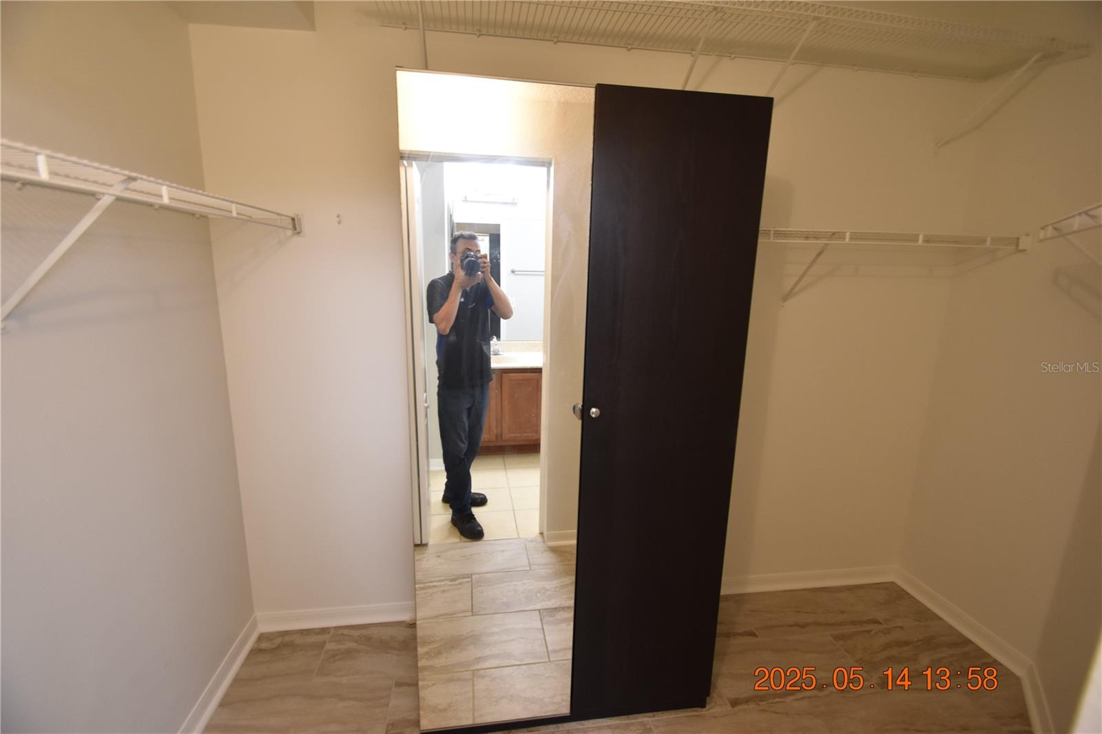 Image 20 of 44 For 4033 Huntingdale Court