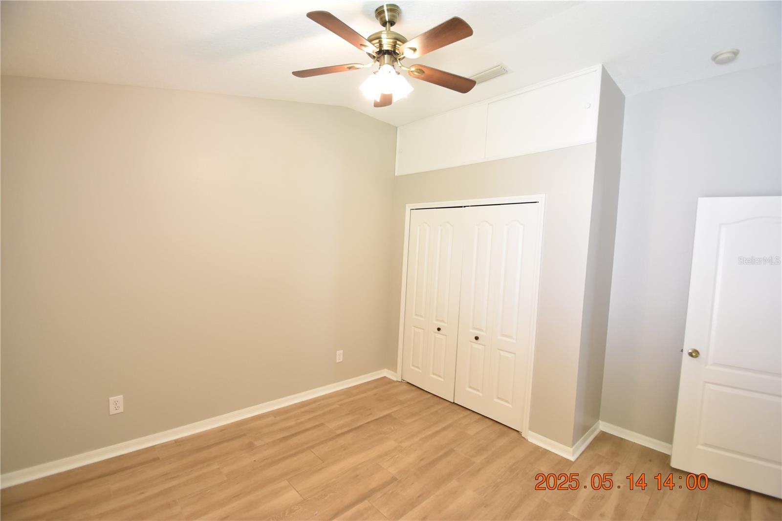 Image 31 of 44 For 4033 Huntingdale Court