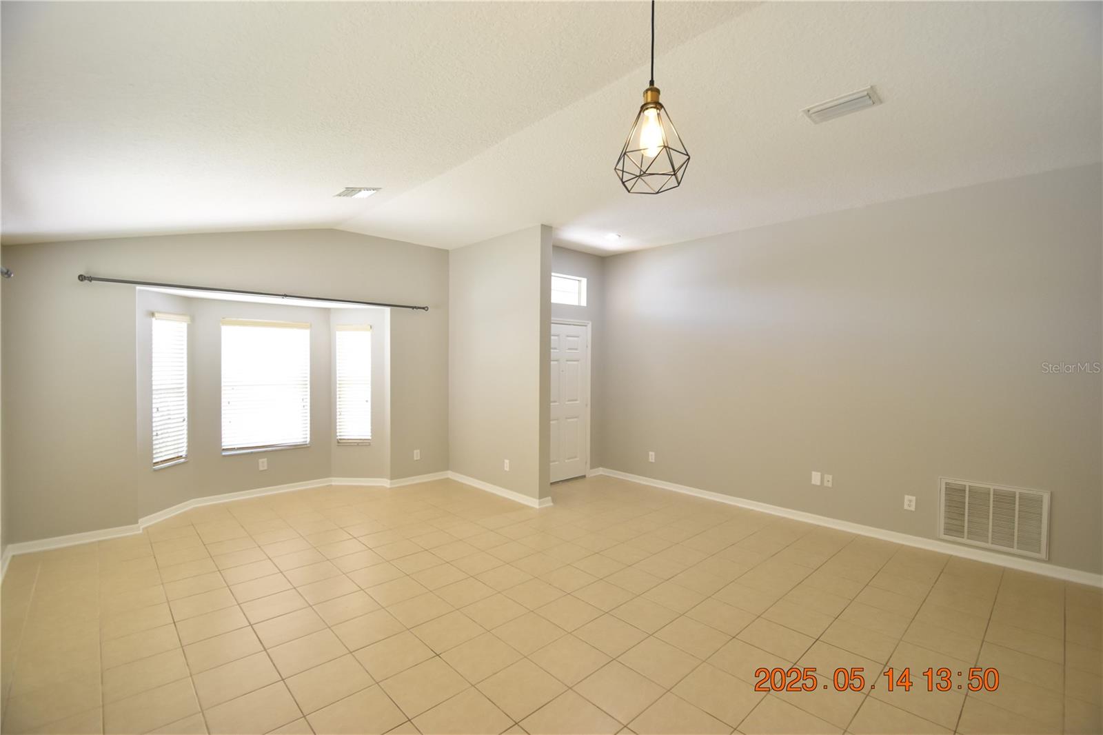 Image 4 of 44 For 4033 Huntingdale Court