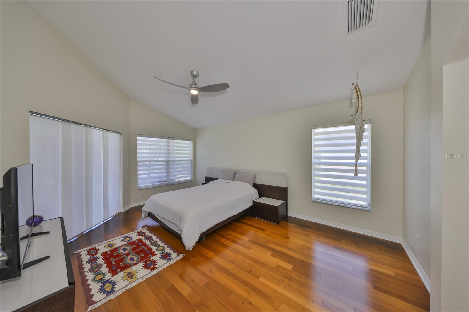 Image 31 of 67 For 14502 Pond Cypress Way