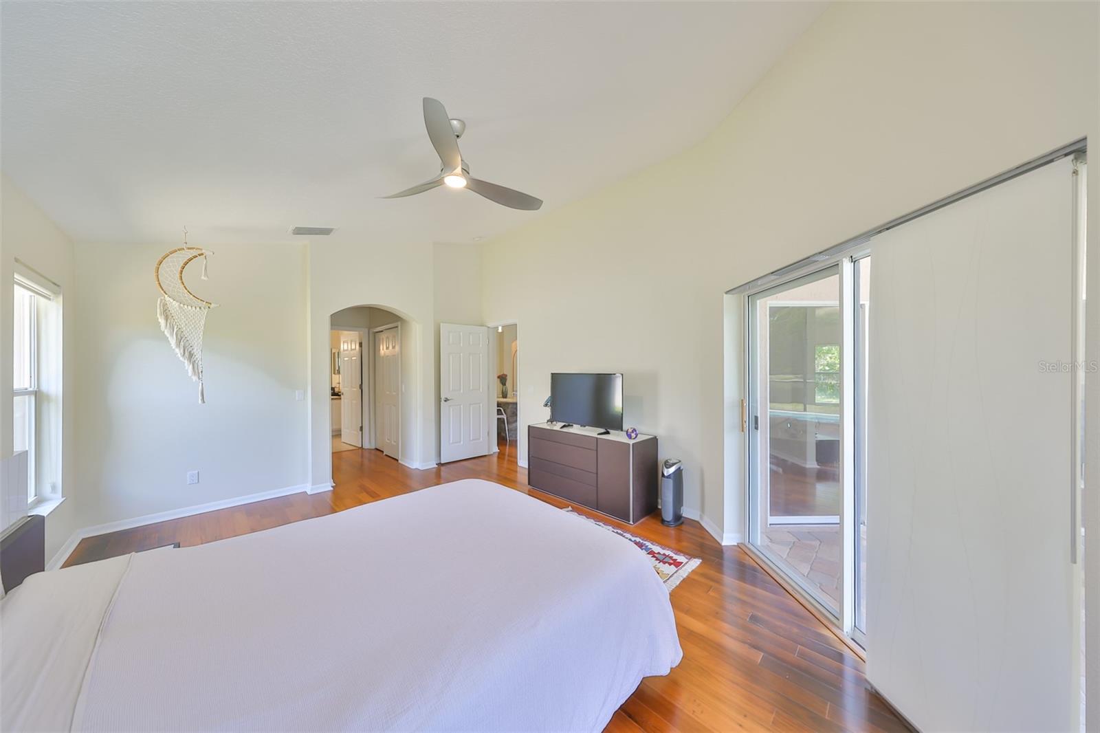 Image 34 of 67 For 14502 Pond Cypress Way