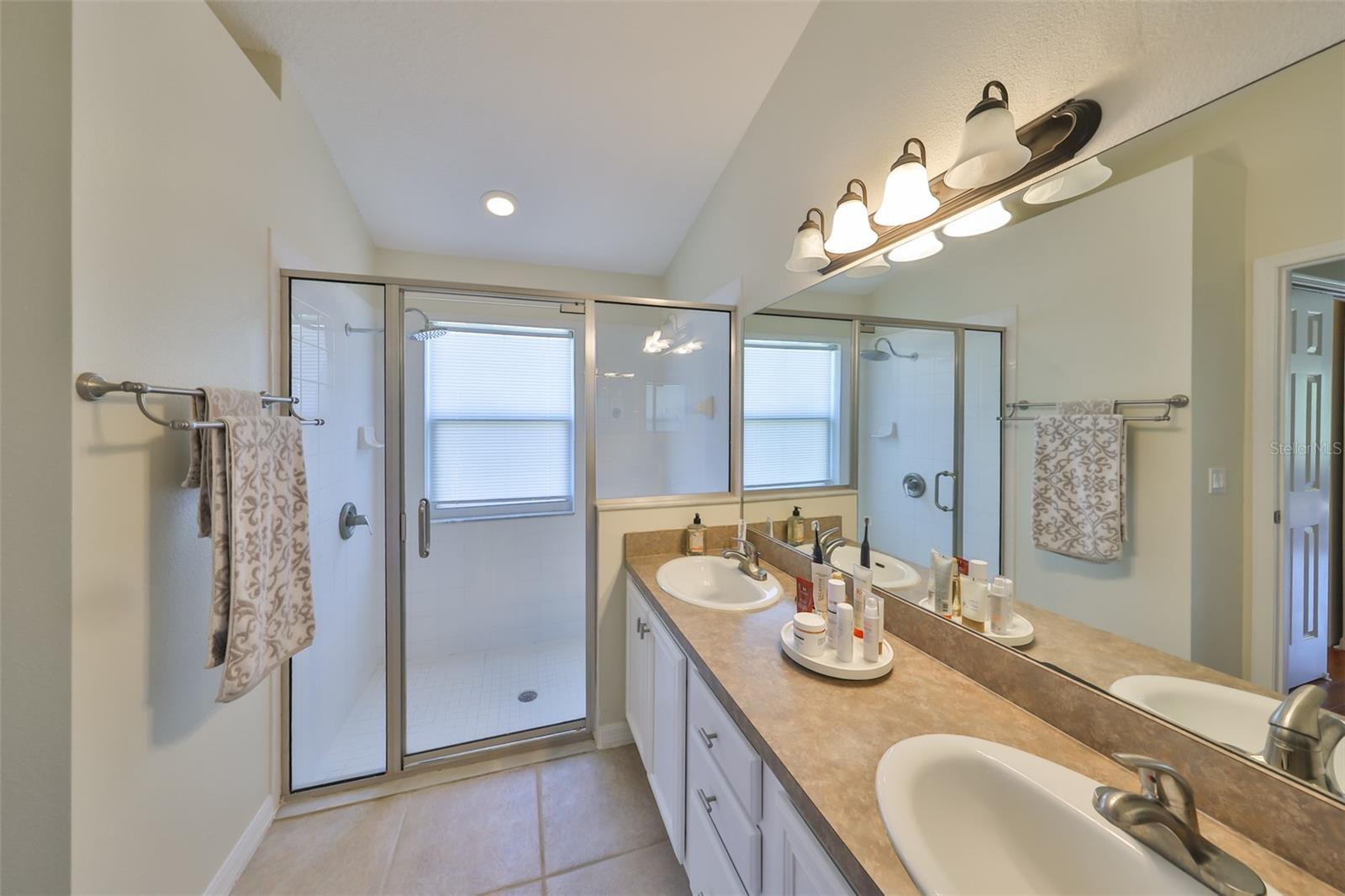 Image 37 of 67 For 14502 Pond Cypress Way