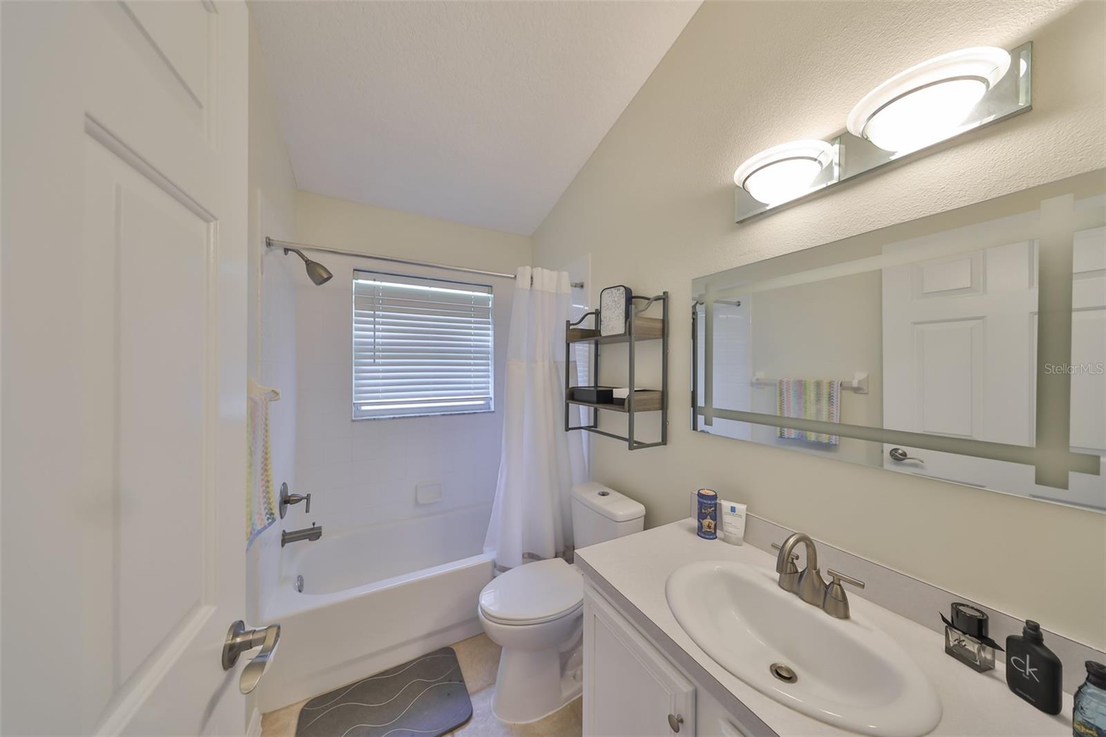 Image 41 of 67 For 14502 Pond Cypress Way