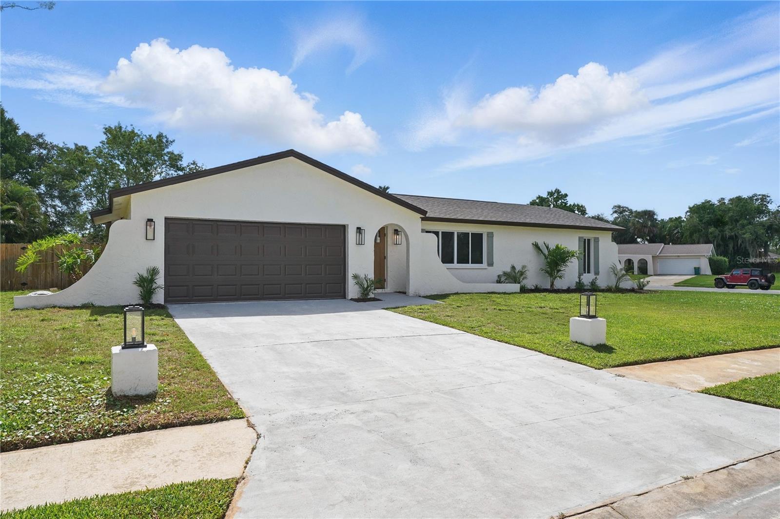 Image 33 of 38 For 2815 Golfview Drive