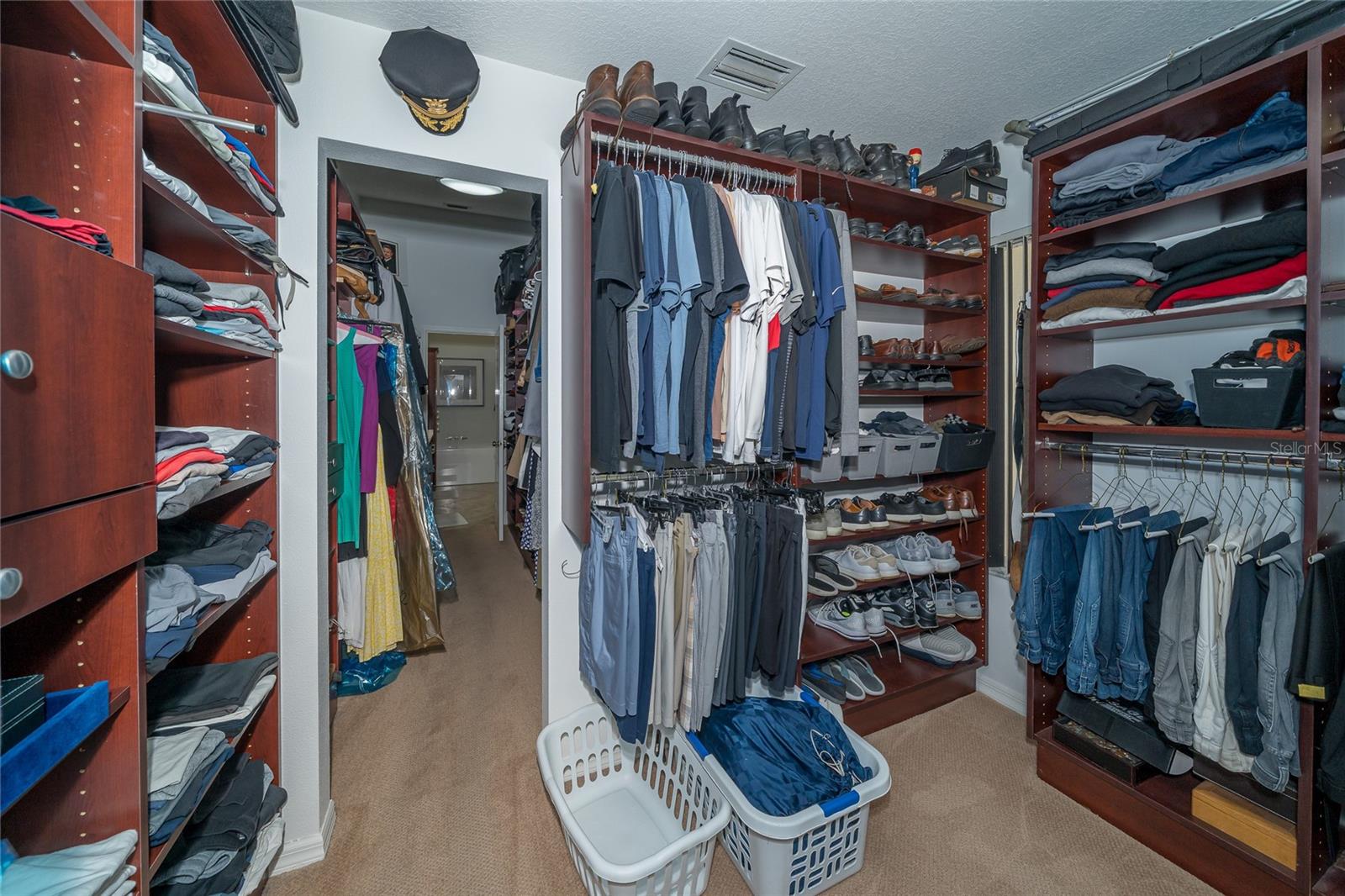 Image 44 of 67 For 1903 Curry Road