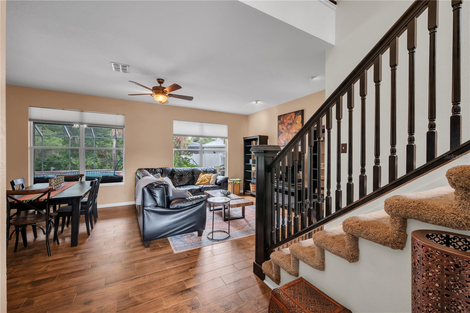 Listing photo id 8 for 2712 Spring Meadow Drive
