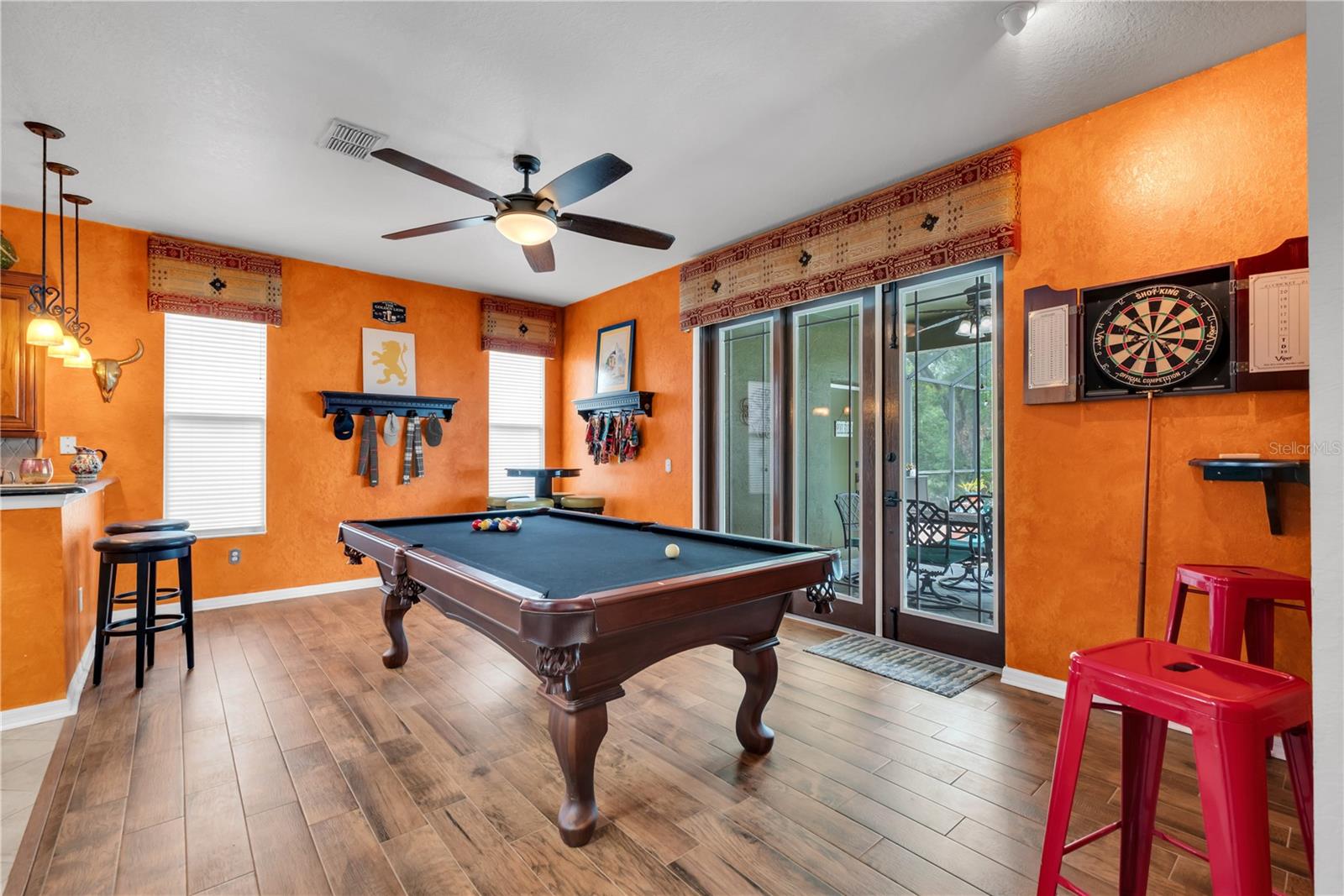 Listing photo id 18 for 2712 Spring Meadow Drive
