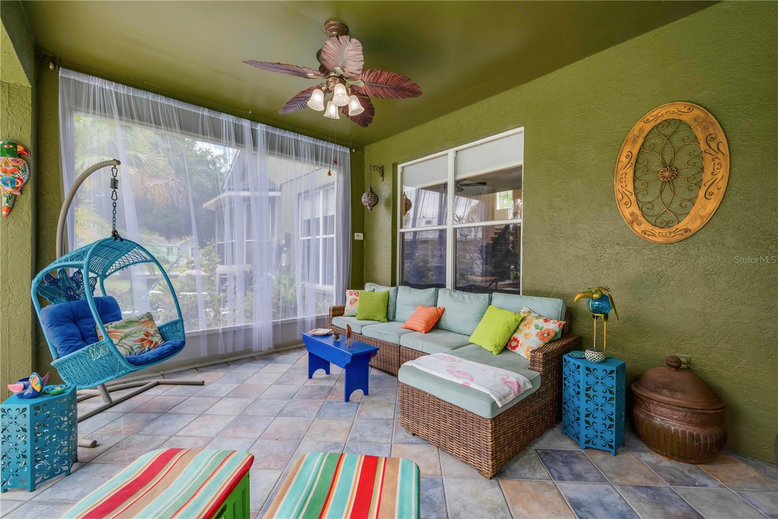 Listing photo id 32 for 2712 Spring Meadow Drive