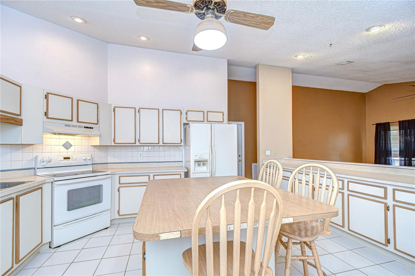 Image 14 of 30 For 12846 Tallowood Drive