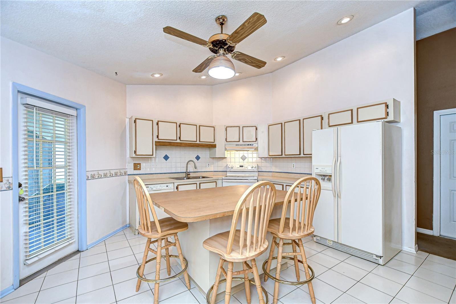 Image 15 of 30 For 12846 Tallowood Drive