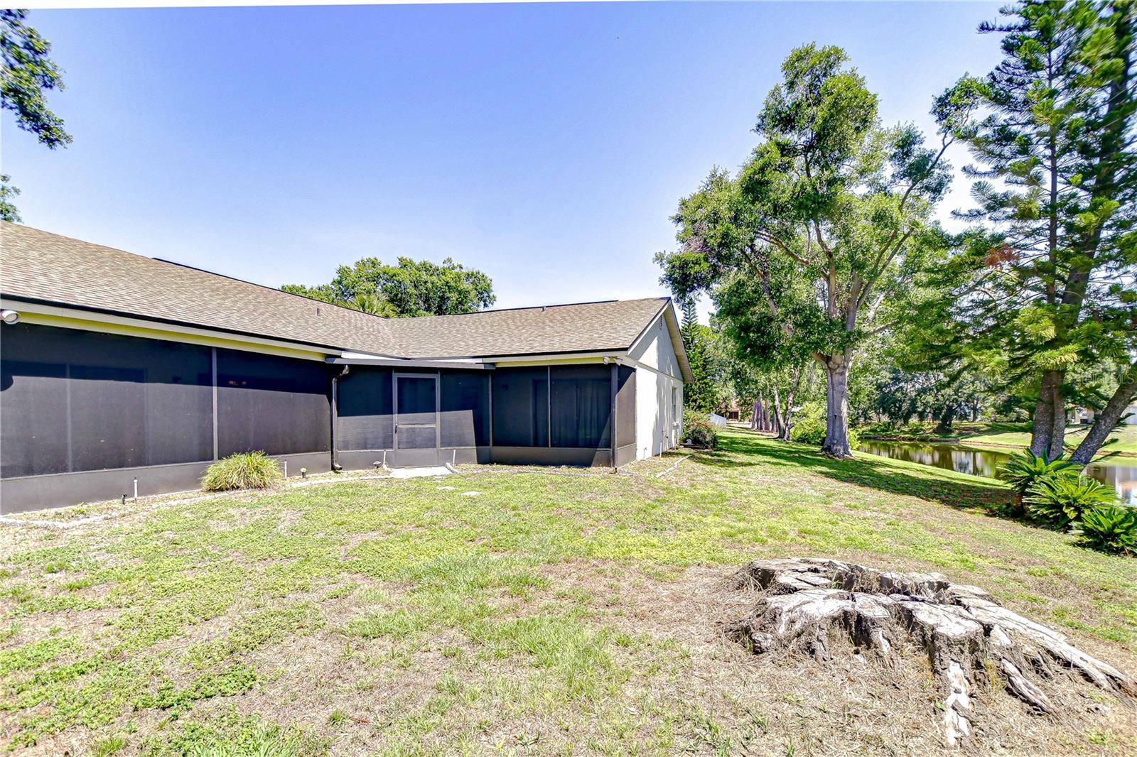 Image 29 of 30 For 12846 Tallowood Drive