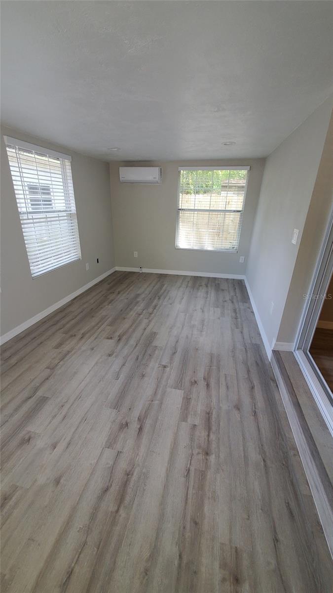 Image 11 of 15 For 312 Dorothy Avenue