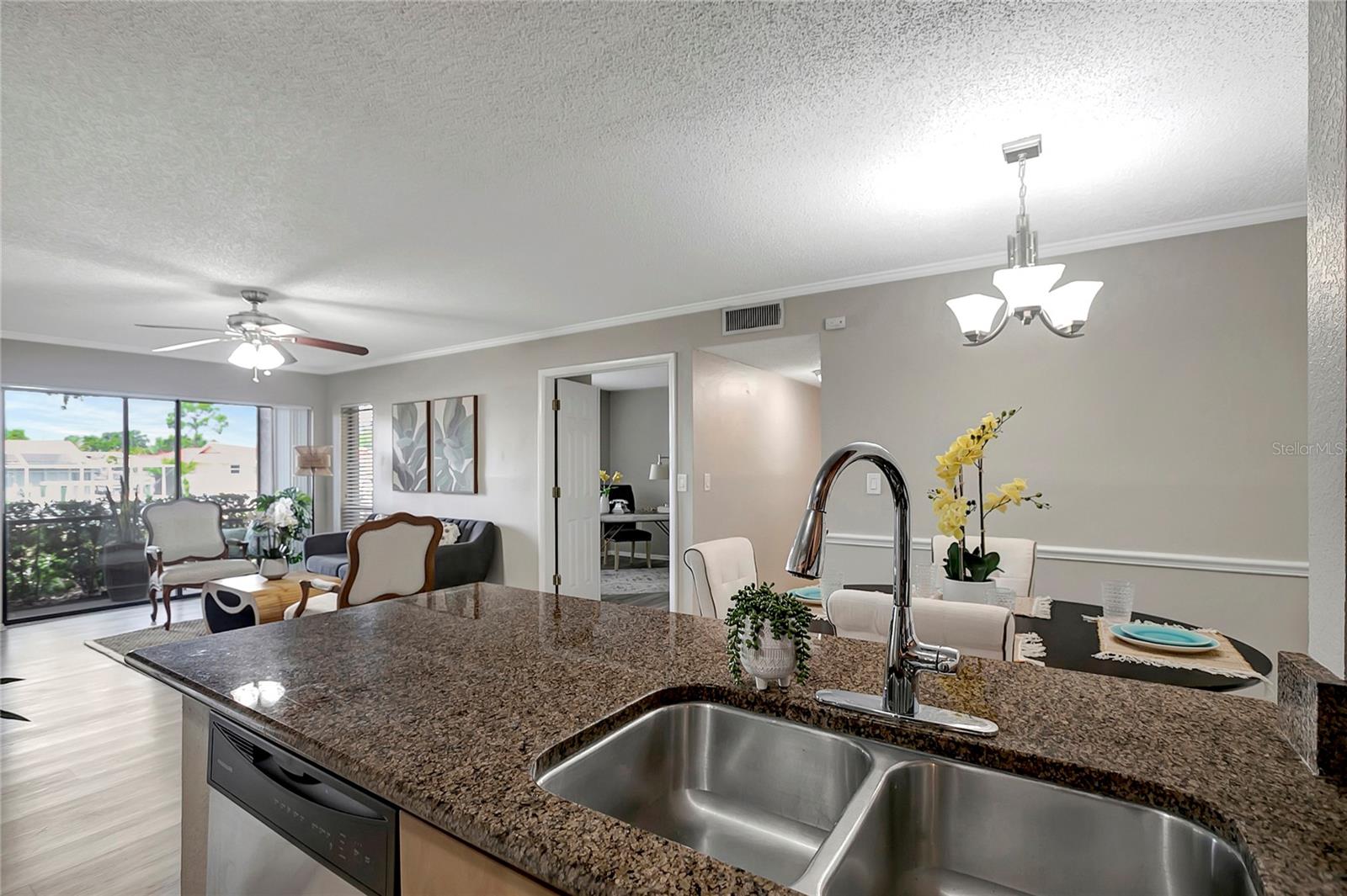 Image 19 of 31 For 5582 Baywater Drive