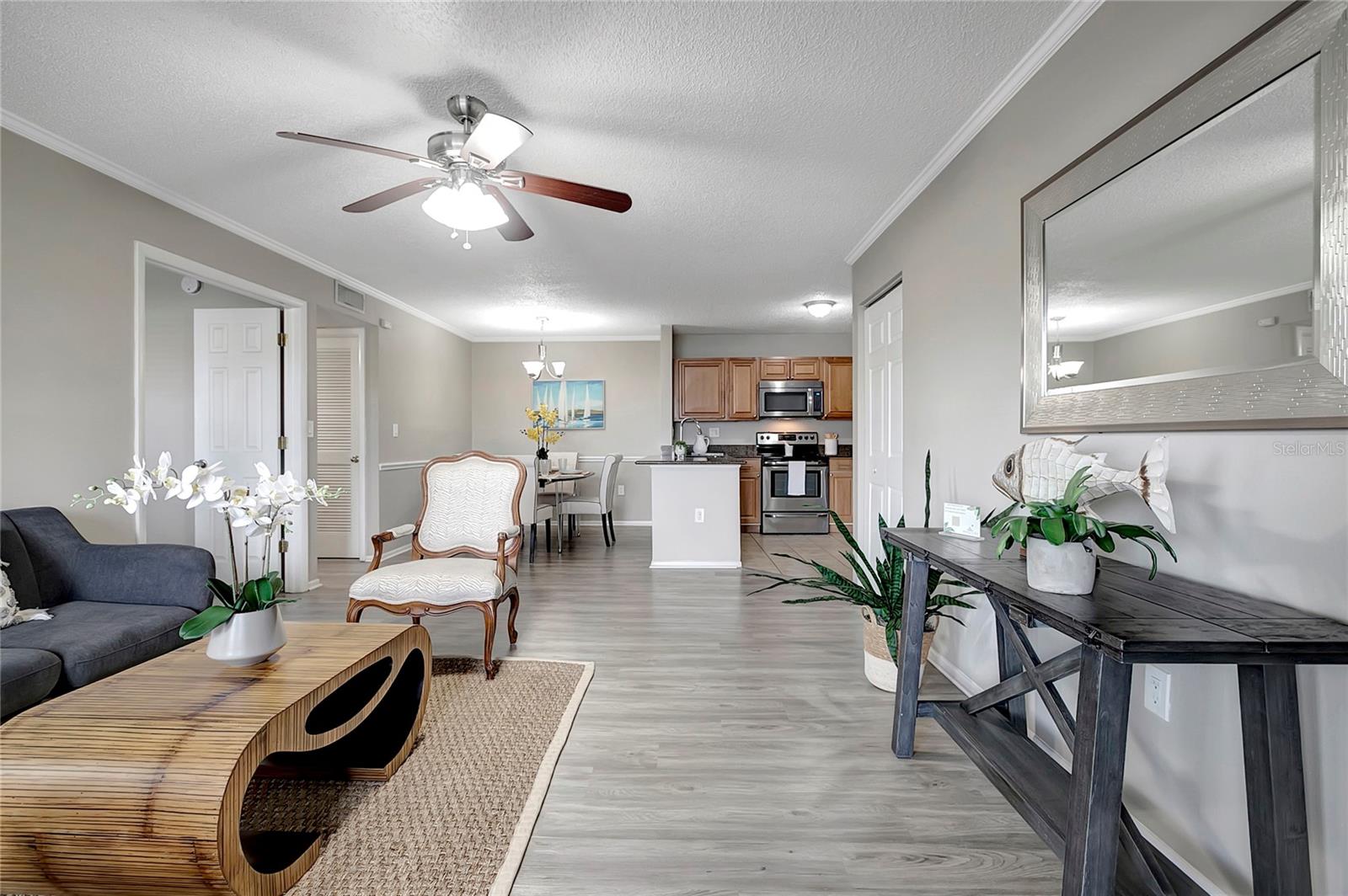 Image 6 of 31 For 5582 Baywater Drive