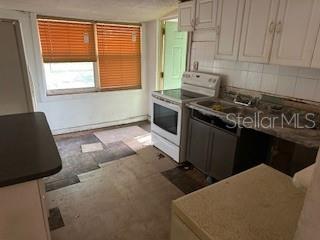 Image 4 of 6 For 1118 Linebaugh Avenue