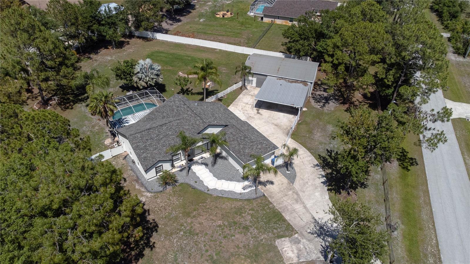 Listing photo id 8 for 27709 Robin Roost Lane