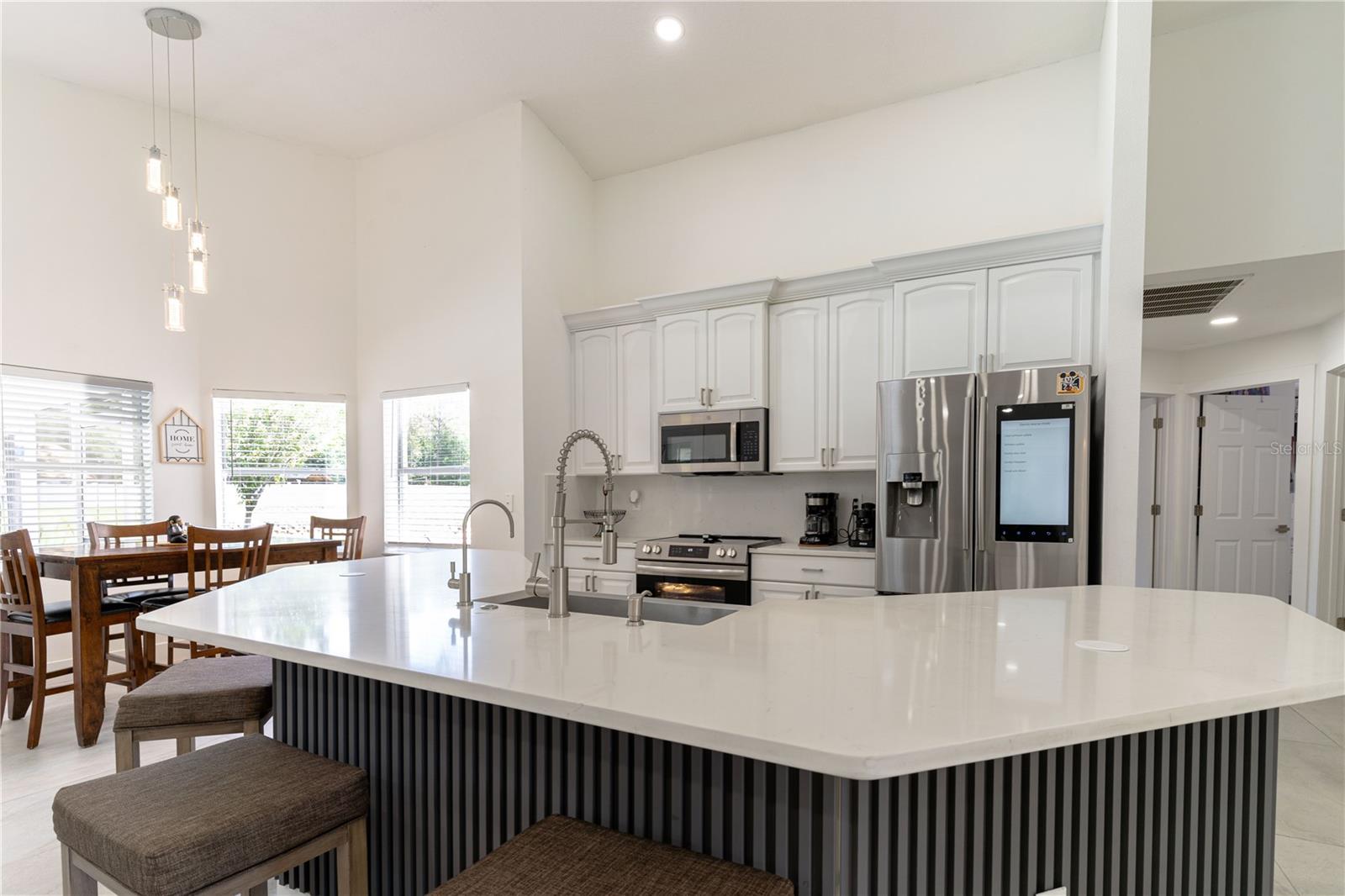 Listing photo id 28 for 27709 Robin Roost Lane