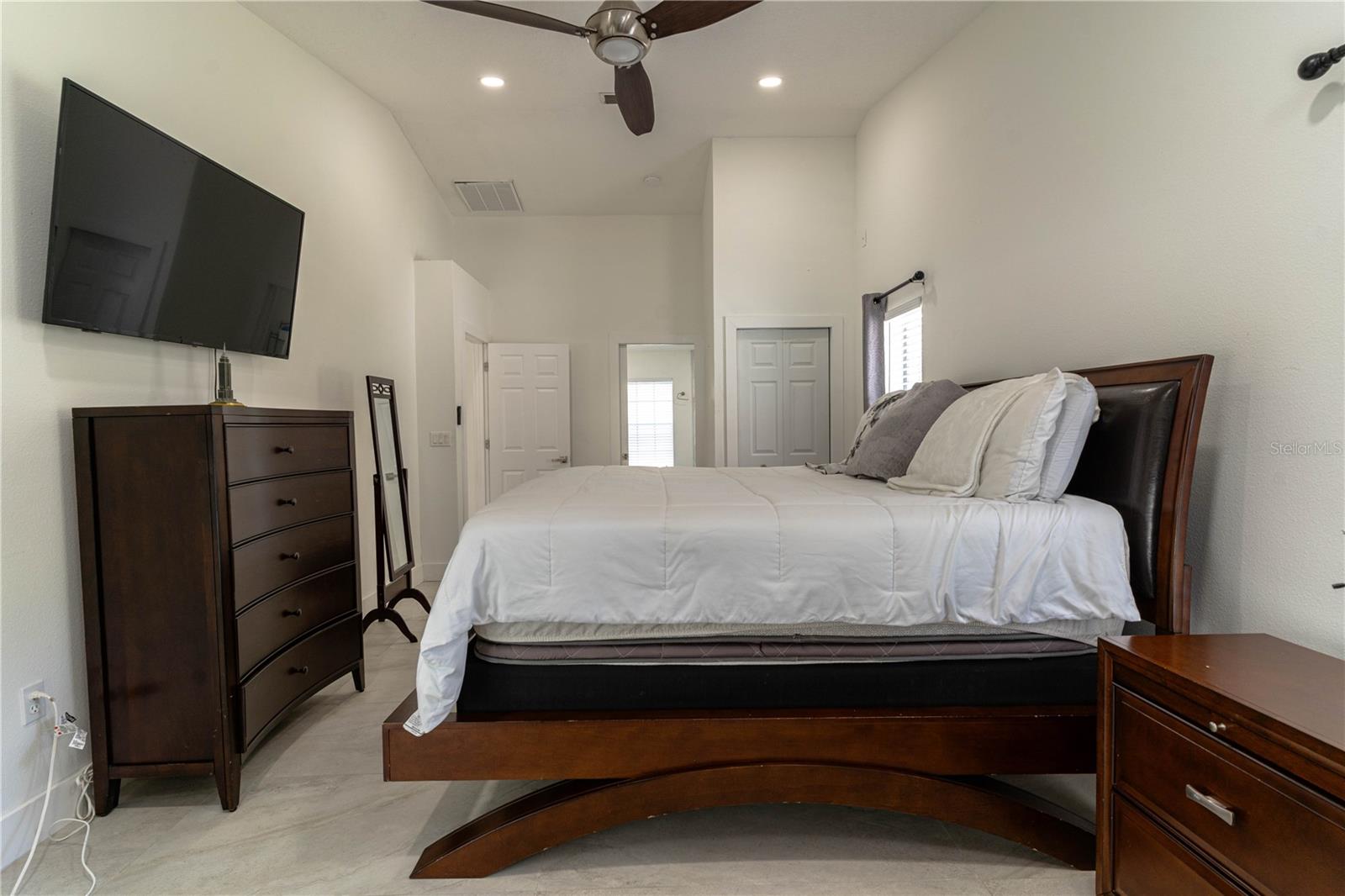 Listing photo id 35 for 27709 Robin Roost Lane