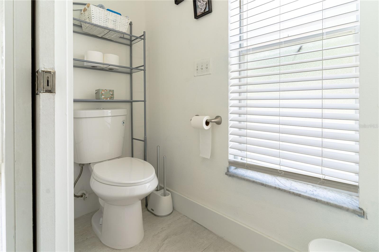 Listing photo id 39 for 27709 Robin Roost Lane