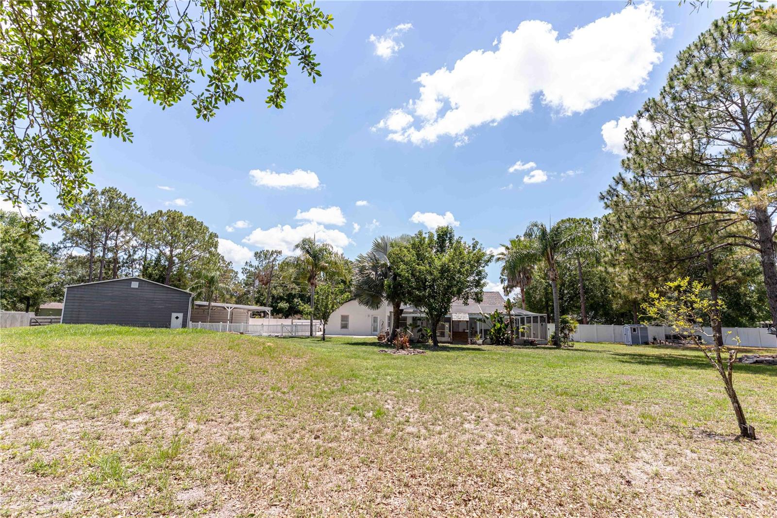 Listing photo id 57 for 27709 Robin Roost Lane
