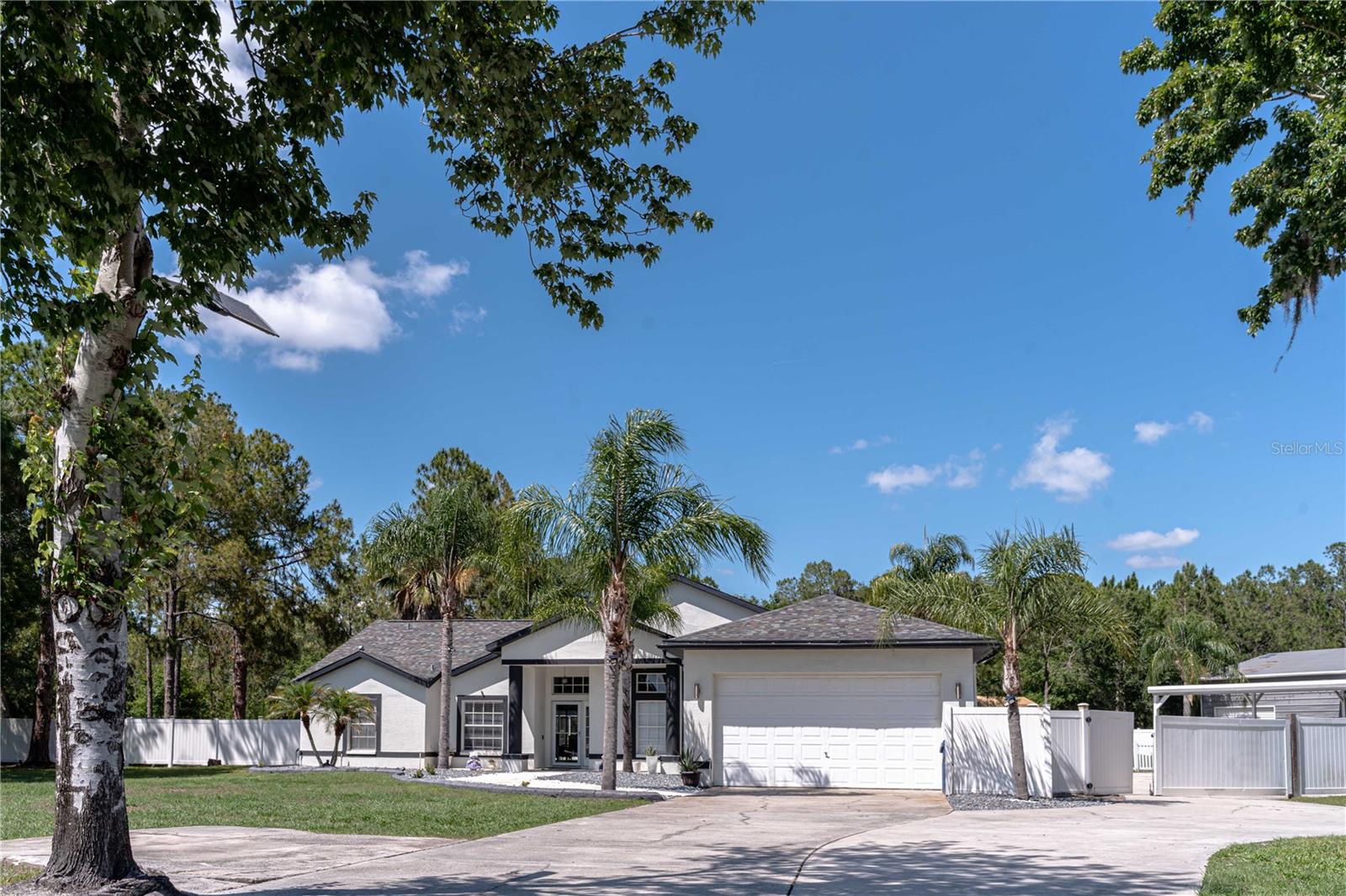 Listing photo id 4 for 27709 Robin Roost Lane