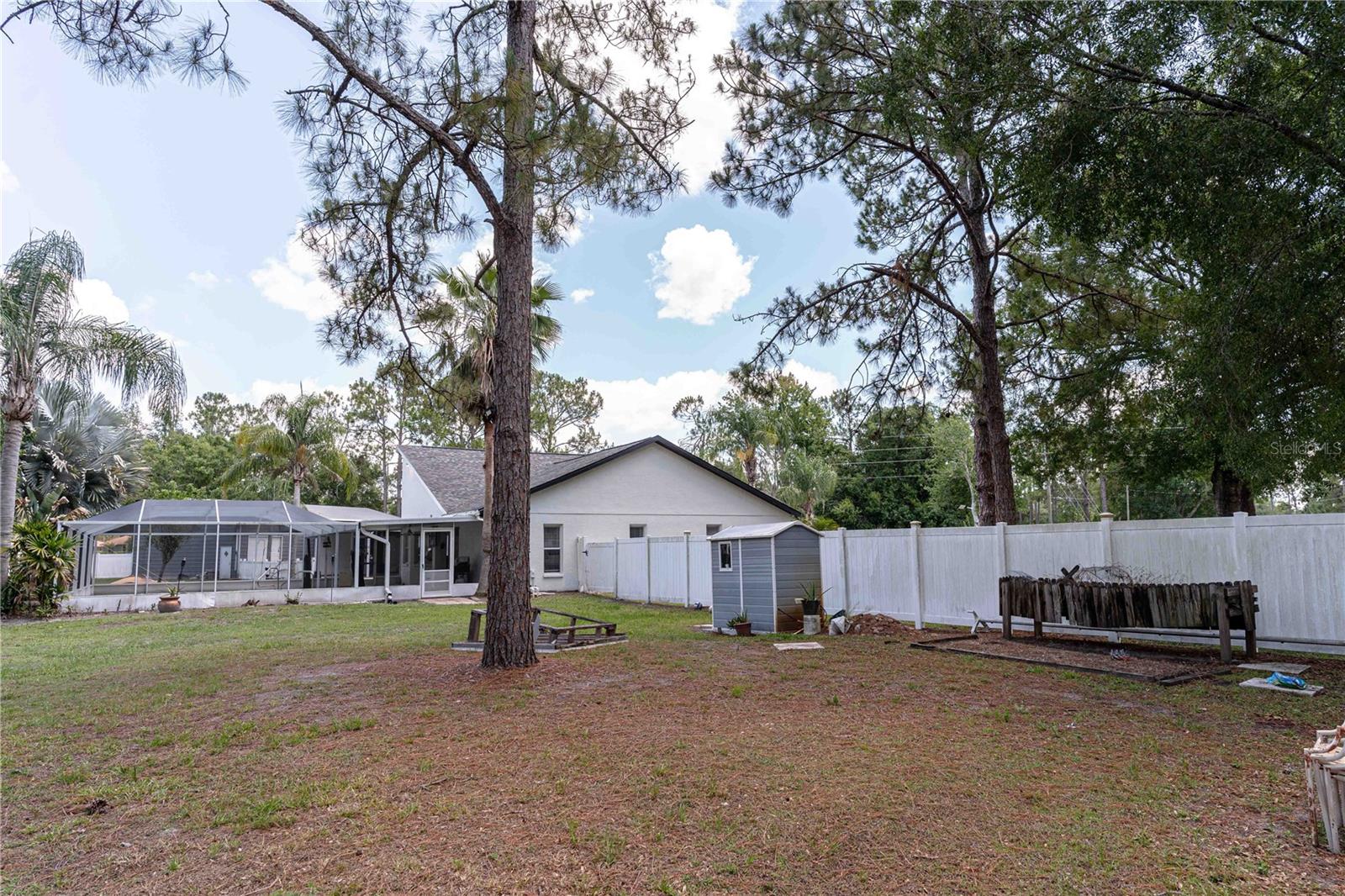 Listing photo id 60 for 27709 Robin Roost Lane
