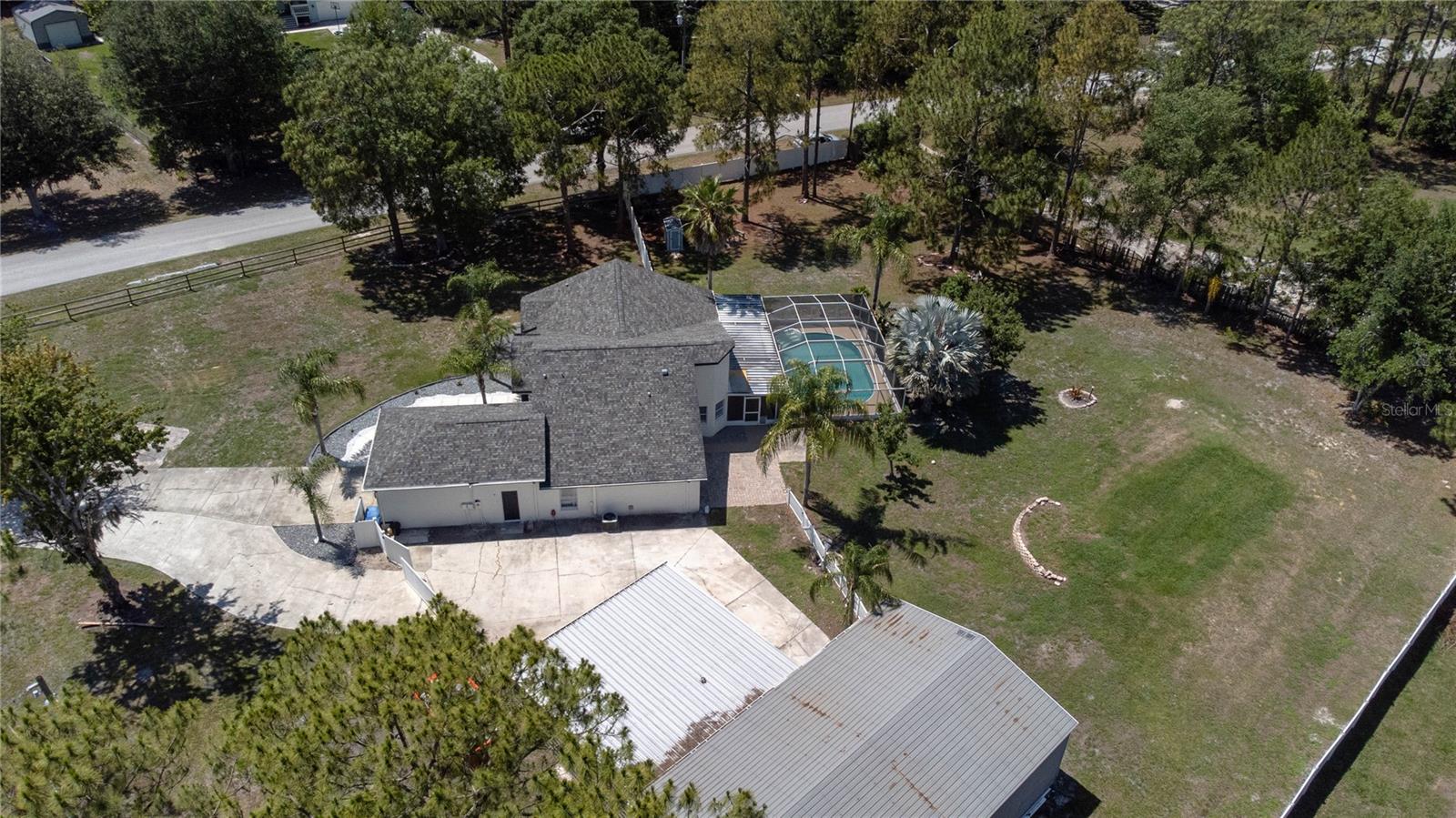 Listing photo id 7 for 27709 Robin Roost Lane
