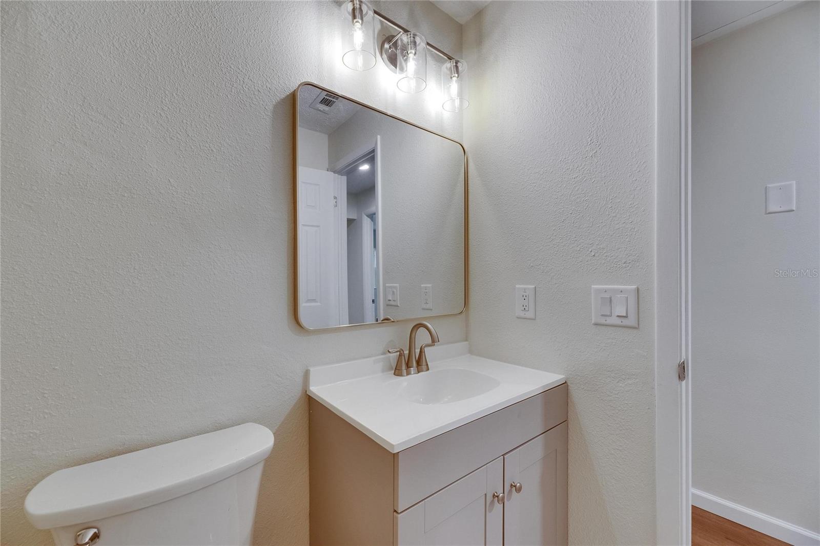 Listing photo id 26 for 12434 Cody Drive